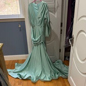 Elegant bridesmaid  Long Sleeve Mint Green Dress